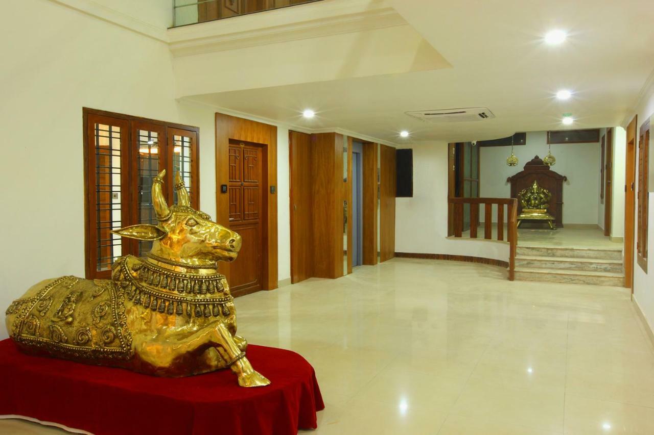 Hotel Rohini International Kallar  Bagian luar foto