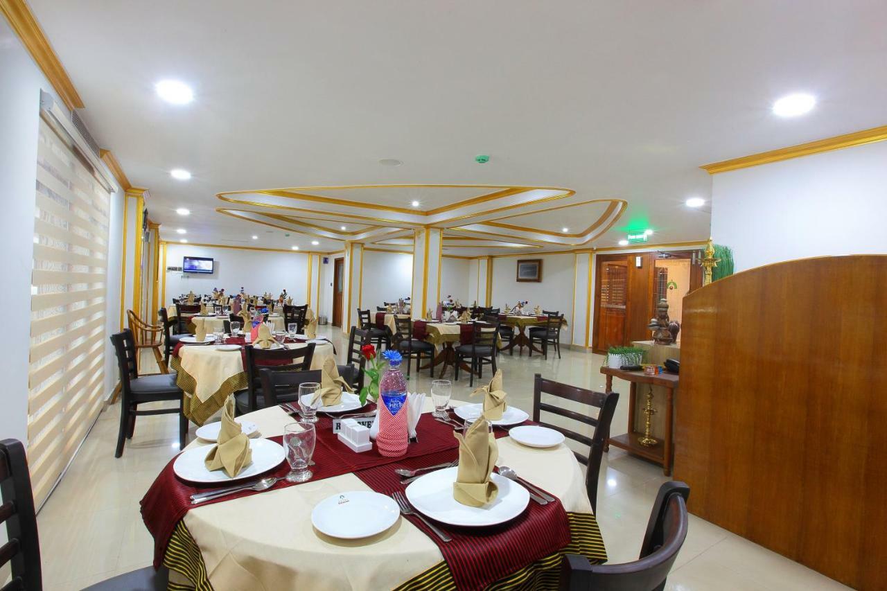Hotel Rohini International Kallar  Bagian luar foto